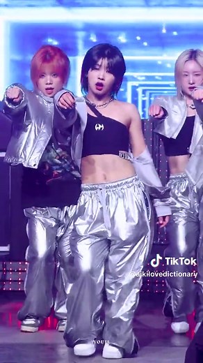 23.04.29_Aiki_ ♥️🔥✨ cre - youilaiki #aiki #아이키 #cool #dancer #aiki_kr #dance #dancewithme #swf #hook #dancing #훅 #cute