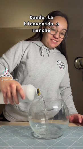 Bienvenida a la familia merche🤍 #merche #fyp #viral #parati