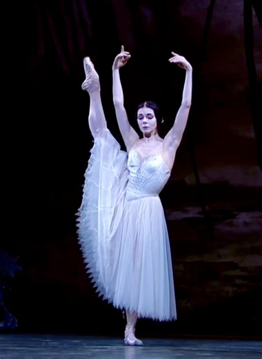 Natalia Osipova ~ Giselle | #ballet #balletdancer #ballerina #dance #nataliaosipova #giselle | Sun Country Sports Center
