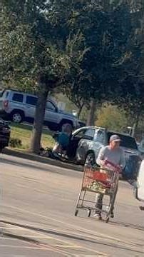 How panhandler start their day #viral ￼