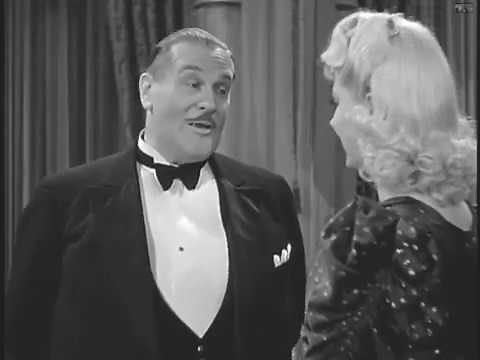 Pie Fight - The Three Stooges - In the Sweet Pie and Pie (1941)