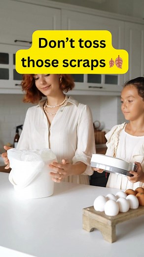 Turn kitchen scraps into garden gold. Coffee grounds, leaves, and veggie peels = free fertilizer. 👉 Grab the Composting Tips printable here: https://compostingtipsprintable-bl0.plannerpack.co #gardeningtips #vegetablegarden #fallgarden #gardenplanning #gardeningmadeeasy #growyourownfood #gardeningchecklist #gardeningprintables #gardeninghacks #gardeningideas | Dian Farmer - Learning To Grow Our Own Food