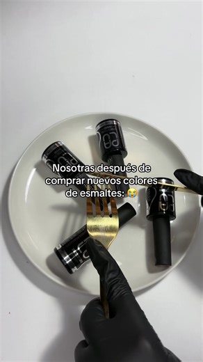 Si somos jeje, todo para ustedes🥹🤍 #paratiiiiiiiiiiiiiiiiiiiiiiiiiiiiiii #fyp #foryoupage #esmaltes #uñas #salondeuñas #trujillo #peru #manicurista