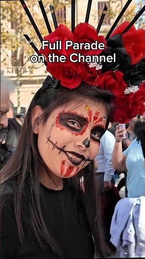 Final Dance — Catrinas & Crowd Unite | Day of the Dead Parade Barcelona #4K #carnaval #asmr