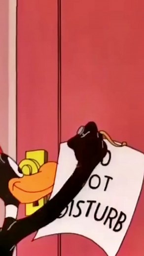 Daffy Duck Waking Up: A Looney Tunes Wake-Up Call
