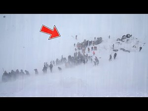 Chaos in Canada ! Snowstorm Hits Ontario and Quebec: Snow piled up, Vehicle skidded