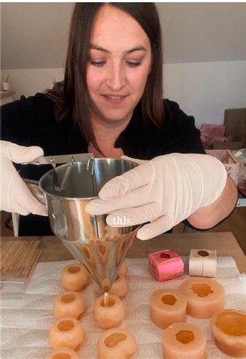 #CapCut Faire des bougies 😍 #bougieparfumee #parfumdambiance #bougie #artisanat