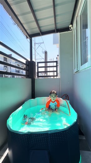 Easy Setup for a Non-Inflatable Swimming Pool