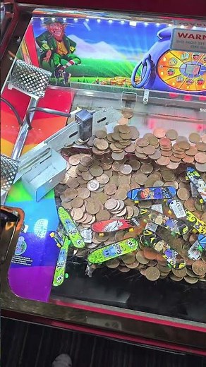 We love the 2p machines at the arcades #arcade #games