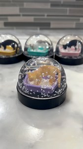 593K views · 188 reactions | Made these DIY cat snow globes last year! Can’t wait to see them on my mantle again ☃️❄️ | Penguinpepperpia | Facebook