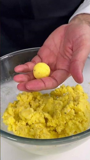 PICONI 🍝💛😋 baked ravioli from Marche region #shorts #recipe #giallozafferanolovesitaly