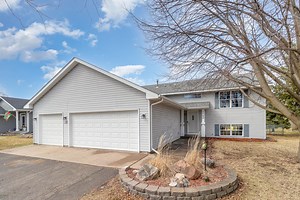 7790 Joliet Ave S, Cottage Grove, MN 55016 - MLS 6698009 - Coldwell Banker