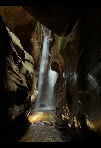 Explorando a Cachoeira das Andorinhas em Ouro Preto