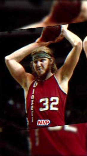 The Most Perfect Center Ever: Bill Walton's 1977 Championship 🌹