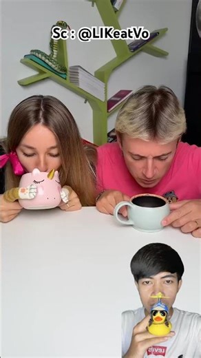 Want to drink coffee, my fingers are hot‼️ luckily I have finger gloves😝 LIKeatVo