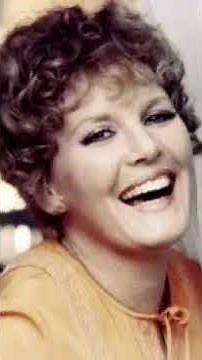 Petula Clark - Downtown (1964) #petulaclark #downtown #60smusic