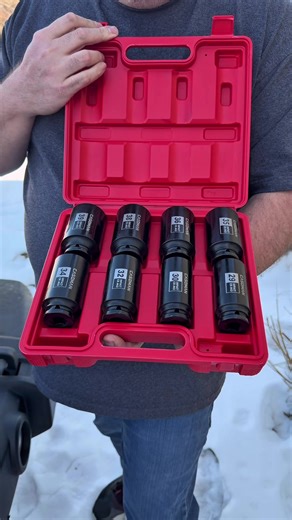 Built for tough torque 🔧🔥 The CASOMAN 1/2” Deep Axle Nut Impact Socket Set (29–39mm) delivers CR-MO strength, 12-point precision, and a durable case—perfect for pros and heavy-duty auto jobs. #tools #impactsocket #mechaniclife #toolset #tiktokshopcreatorpicks
