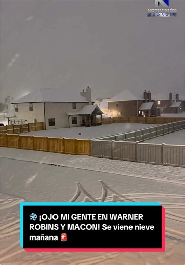 Acaban de confirmar el Aviso de Tormenta Invernal para nuestra zona (Houston y Macon Bibb County). 🌨️ Desde las 3 de la mañana hasta la 1 de la tarde de este domingo, podríamos ver entre 1 y 3 pulgadas de nieve. 📏 Las carreteras se van a poner muy resbaladizas. 🚗⚠️ Las autoridades dicen que si tienes que manejar por emergencia, lleves agua, comida y linterna en el carro. ¡Mejor quédate en casa si puedes! ¿Estás listo para la nieve? Comenta abajo y comparte esto con tus vecinos. 👇 #WarnerRobi