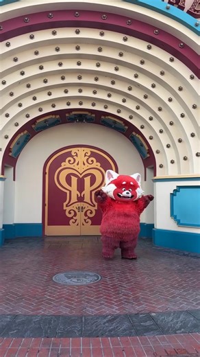Red Panda Mei Celebrates Lunar New Year at Disney