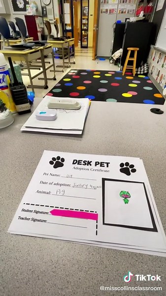 New Desk Pet Backgrounds 🐮#teachersoftiktok #deskpets #fourthgrade #elementaryschool #targetfinds #amazonfinds