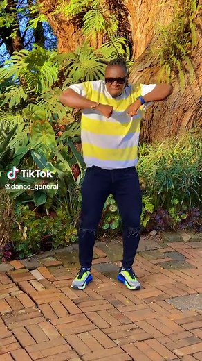 Nyash Dance Training and Shake for the Mandem