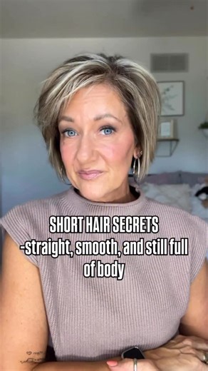 Sonya J Frame🔸 Midlife and Skin Confidence Booster | Straight, smooth short hair—with volume, never flat. 💁🏼‍♀️ • Products matter • Tools matter • Always creating lift at the roots • Pull... | Instagram