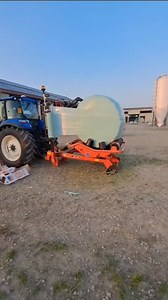 1.4K views · 1.5K reactions | Fasciatore Kuhn in azione! Consegnato all'Az. Agr. Vertua SS (Caravaggio) il modello RW1110C ... Buon lavoro!! #orma #fienagione #consegna #caravaggio #kuhn #vertua #lavoro | ORMA di Venturelli | Facebook