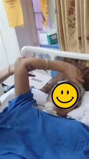 ST PHYSIOTHERAPY CLINIC on Instagram: "Tapping is a neuromuscular facilitation technique. It helps stimulate nerve endings, improve muscle activation, and enhance circulation in the affected area. Used as part of physiotherapy, it prepares the body for movement and functional recovery."