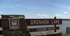 Local fishing guide pulls off heroic rescue of 38 dogs treading water