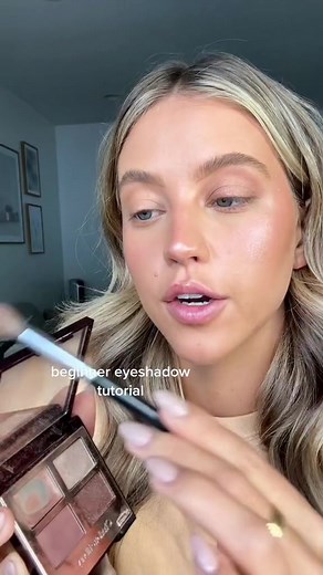 Beginner eyeshadow tutorial✨ Will you try it? @kbellbeauty #fyp #foryou #foryoupage #makeup #makeuptutorial #makeupartist #makeupinspo