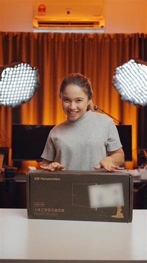 Asha Faudzi on Instagram: "One upgrade, total transformation! Akhirnya pasang Predator X49V dekat monitor arm Human Motion. Hasilnya? • Lebih luas: Senang nak muat Predator Helios Neo 16 sekali. • Setup kemas: Tak ada lagi kaki monitor on the desk. • Lebih selesa:Better ergonomics for long sessions Korang rasa setup “floating” ni mantap tak? Komen 1-10! 👇 @humanmotion_official @predatorgamingmy @predatorgaming #monitorarm #upgrade #predatorgamingmy #itlieswithin"