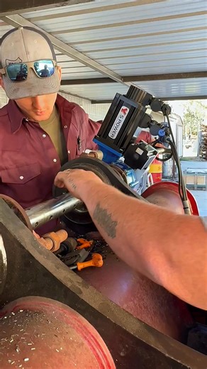 Tuesday Training!! #toolsofthetrade #lineboring #SPOWER #bluecollar #training #tuesdaymotivation Crystal Lyn Sapp | Mobile Machine Source NA