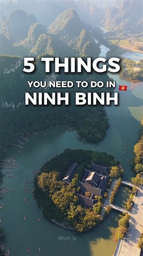 🌿 5 Things You Need to Do in Ninh Binh 🇻🇳 Ninh Binh is where Vietnam’s natural beauty and ancient heritage blend into a truly peaceful escape. Known as “Ha Long Bay on land,” this destination captivates travelers with towering limestone karsts, winding rivers, and quiet rural landscapes that feel timeless. From drifting along emerald waterways in Trang An or Tam Coc to cycling through rice fields, climbing scenic viewpoints for panoramic views, and visiting centuries-old temples and pagodas, 