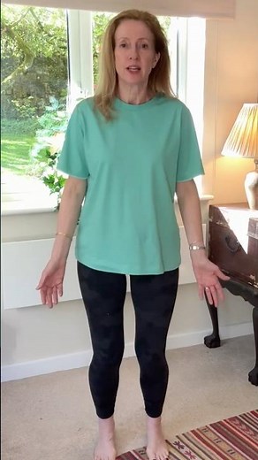 This Fascia Bounce Drains Fluid & Improves Posture #LymphaticDrainage #FasciaRelease #SomaticMove 🌿