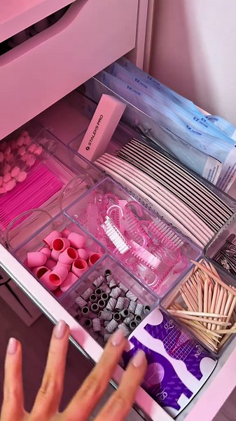 Nail Desk Tour: Inspiring Nail Tech Setups