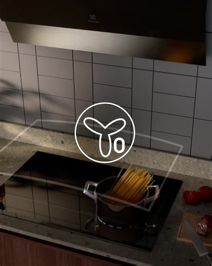 🍳„Electrolux“ „Hob2Hood®“ technologija sujungia kaitlentę ir gartraukį. Kylant kaitlentės 🌡️temperatūrai, gartraukis automatiškai reguliuoja 💨galios lygį, todėl galite sutelkti visą dėmesį į gaminimą🍲 | Electrolux