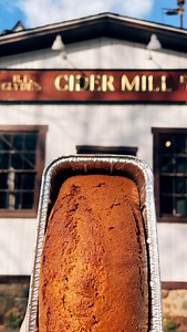 no fighting please🥲🥲 . . . . . . . . . . . . .#reels #newreel #retail #customers #funny #new #newpost #clydes #clydescidermill #mysticct #mystic #ct #connecticut #fall #fallinnewengland #newengland #autumn #seasonal | B.F. Clyde's Cider Mill