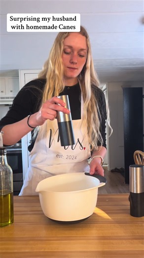 homemade Canes🤩 #homemadecanessauce #homemadefood #homemade #married