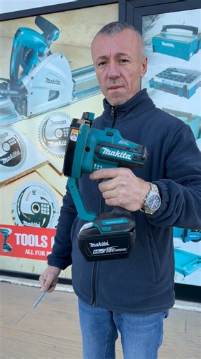 𝗧𝗢𝗢𝗟𝗦 𝗠𝗔𝗥𝗞𝗘𝗧 on Instagram: "Prerëse Prezhonierësh 18V! Një super model tej mase praktik dhe efikas për një prerje ekstra të shpejt Prezhonierësh. Me koka të ndryshme për të gjitha numrat. 🚨 Për më tepër mund të na kontaktoni në : 1.E-mail. 2.DM. 3.Website. 4. Numrat e Telefonit. 5.Çdo Dyqan Të Autorizuar. 📍 Mbrapa Casa Italias, Pranë Karburantit Bolv Oil 📧 info@toolsmarket.al 💻 http://toolsmarket.al/ #albania #shqipëria #tirana #shqip #instagram #tiktok #work #thebest #tools #maki