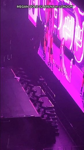 MEGAN PINKY UP SOLO 02 ARENA IN London #katseye #o2arena #katseyeperformance #talented #katseye