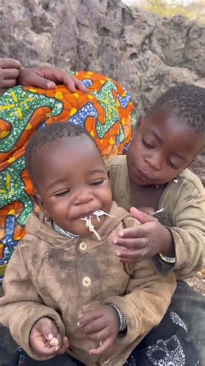 The daily life and diet of the Hazarbi tribe #africa