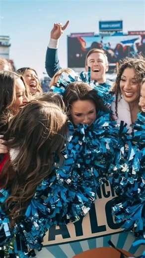 Tennessee Titans Cheerleaders | The moment Taylor became a Pro Bowl Cheerleader! 🤭 | Instagram