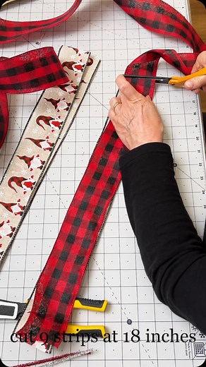 Kippi at Home on Instagram: "How to make a multi ribbon bow! Super easy bow tutorial! #christmasbow #bowmaker #christmasribbon #christmasdecoratingideas #bowtutorial #christmasdecor #christmasdecorating #homedecor #howtomakeabow"