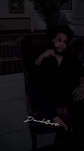 Squash Credit Card Marks Lyrics Video