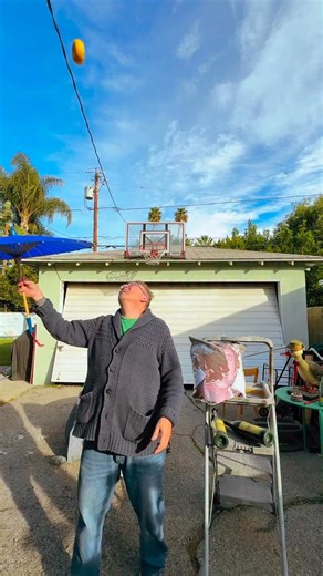 #bottles #juggling #driveway #mothership #circus #fun #juggler #weird Niels Duinker thanks again for these. | Michael Rayner