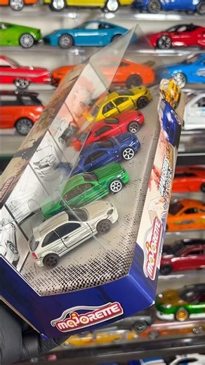 Majorette Japan Series 5-Piece Giftpack: Diecast Car Collection Showcase
