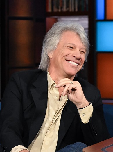 Bon Jovi Sings 'Livin' on a Prayer' at Wedding | Colbert Show