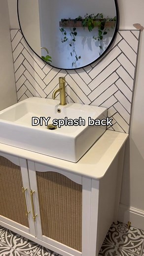 DIY Herringbone Splash Back: A Step-by-Step Guide