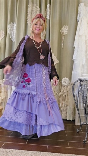 tmyers handmade on Instagram: "This full tutorial is on my YouTube channel: tmyers handmade (link is in my bio).🥰🥰🥰 #upcycled clothing #diy clothes #thrift flip #boho outfit #boho style #hippie #lace skirt #ruffle sk irt #hippie #boho chic #vest #batwing top"