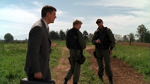 Stargate SG-1 05x10 - 2001 (HQ)